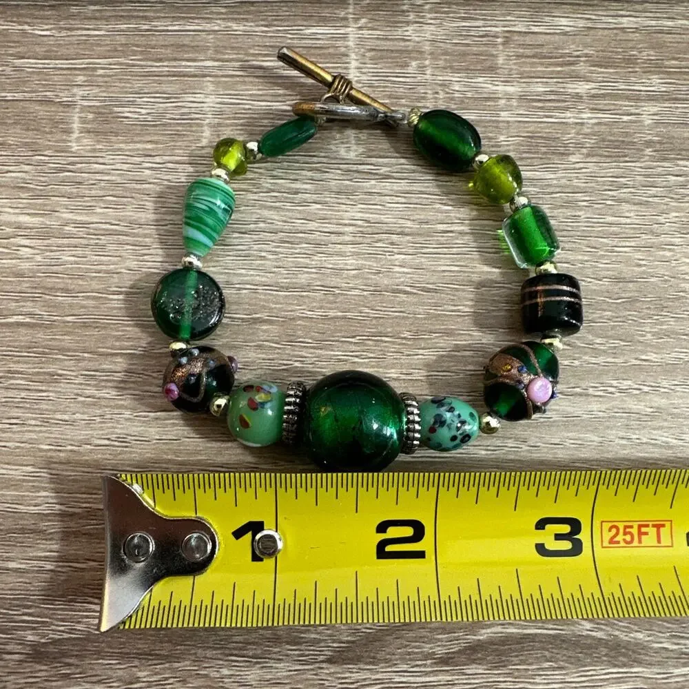 Lot of 2 Beaded Bracelets Womens Multicolor Fashion Jewelry Stretch Toggle